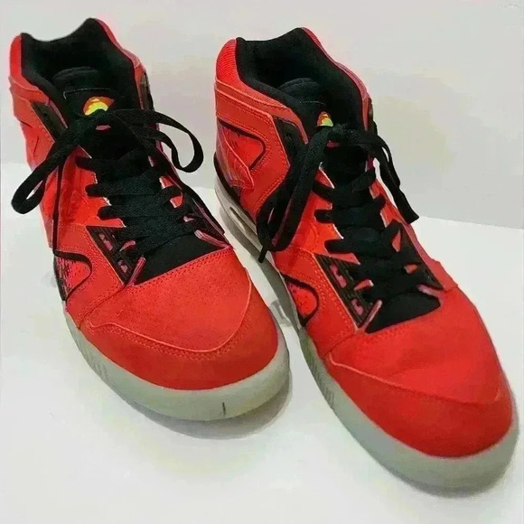 Nike Men's Red Air Tech Challenge Hybrid II Sneaker Shoes, sz 9 - Picture 13 of 14